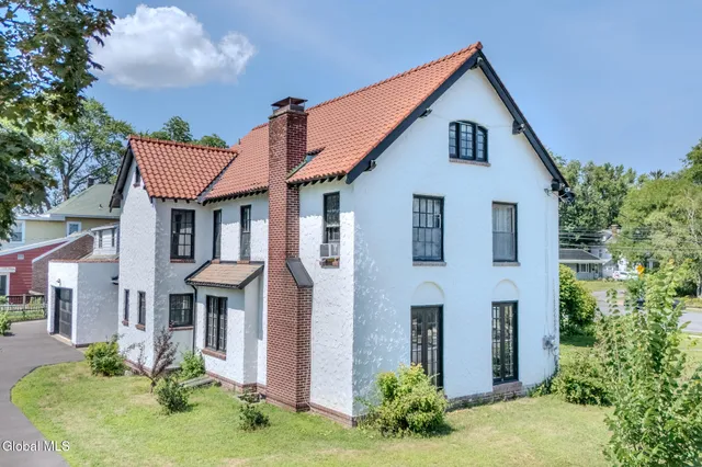 $524,900 | 716 Western Avenue, Albany, NY 12203