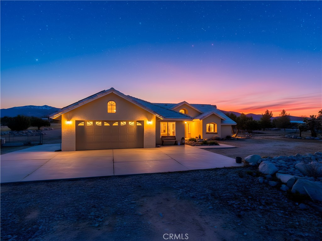 1825 Smoke Tree Road Pinon Hills, CA 92372 - Photo 2 of 58