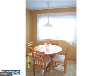 3513 Vinton Road Philadelphia, PA 19154 - Photo 3 of 12 Kitchen