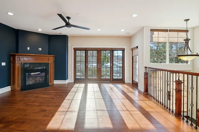 $4,100 | 934 West Huron Street, Ann Arbor, MI 48103