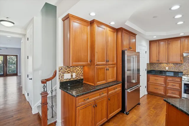 $4,100 | 934 West Huron Street, Ann Arbor, MI 48103