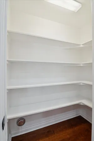 $4,100 | 934 West Huron Street, Ann Arbor, MI 48103