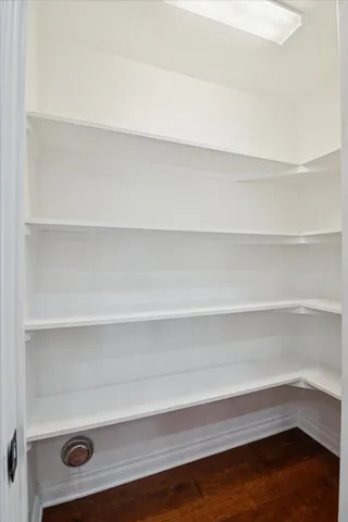 $4,100 | 934 West Huron Street, Ann Arbor, MI 48103