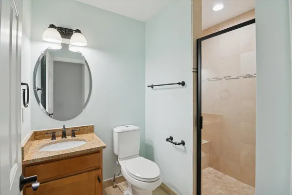 $4,100 | 934 West Huron Street, Ann Arbor, MI 48103