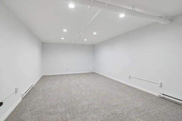 $4,100 | 934 West Huron Street, Ann Arbor, MI 48103