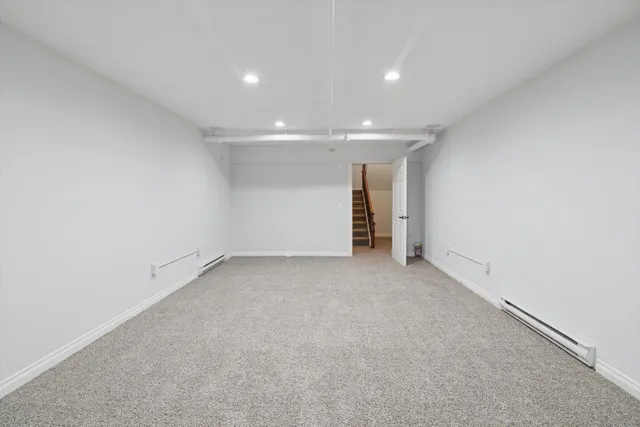 $4,100 | 934 West Huron Street, Ann Arbor, MI 48103