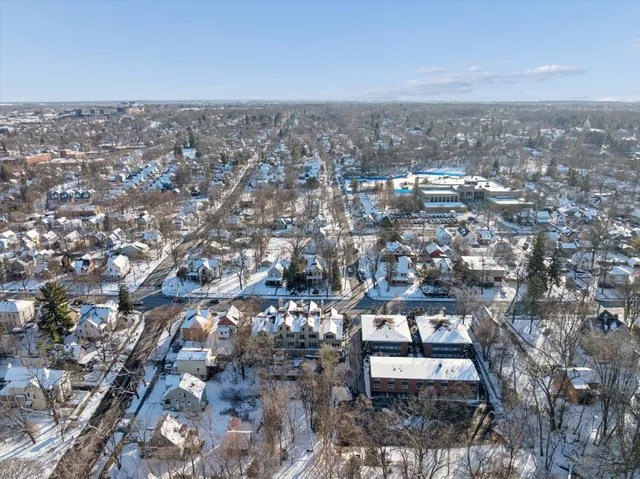 $4,100 | 934 West Huron Street, Ann Arbor, MI 48103