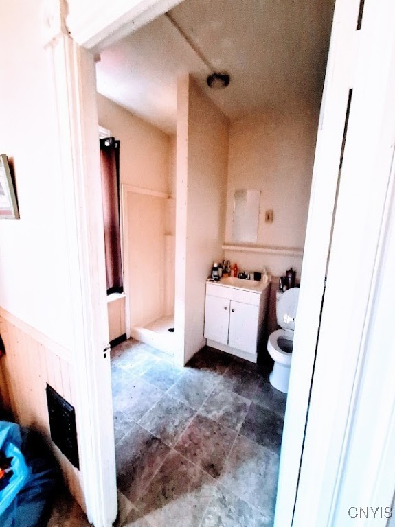 715 Chestnut Street Utica, NY 13502 - Photo 10 of 19