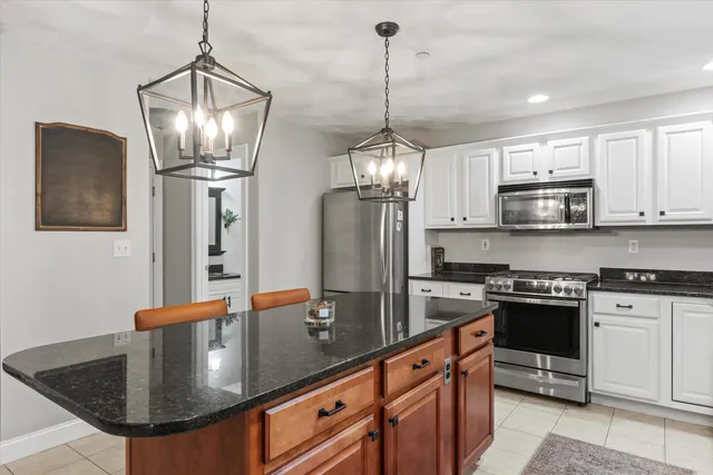 $570,000 | 37 Dugout Road, Unit B, Hudson, NH 03051