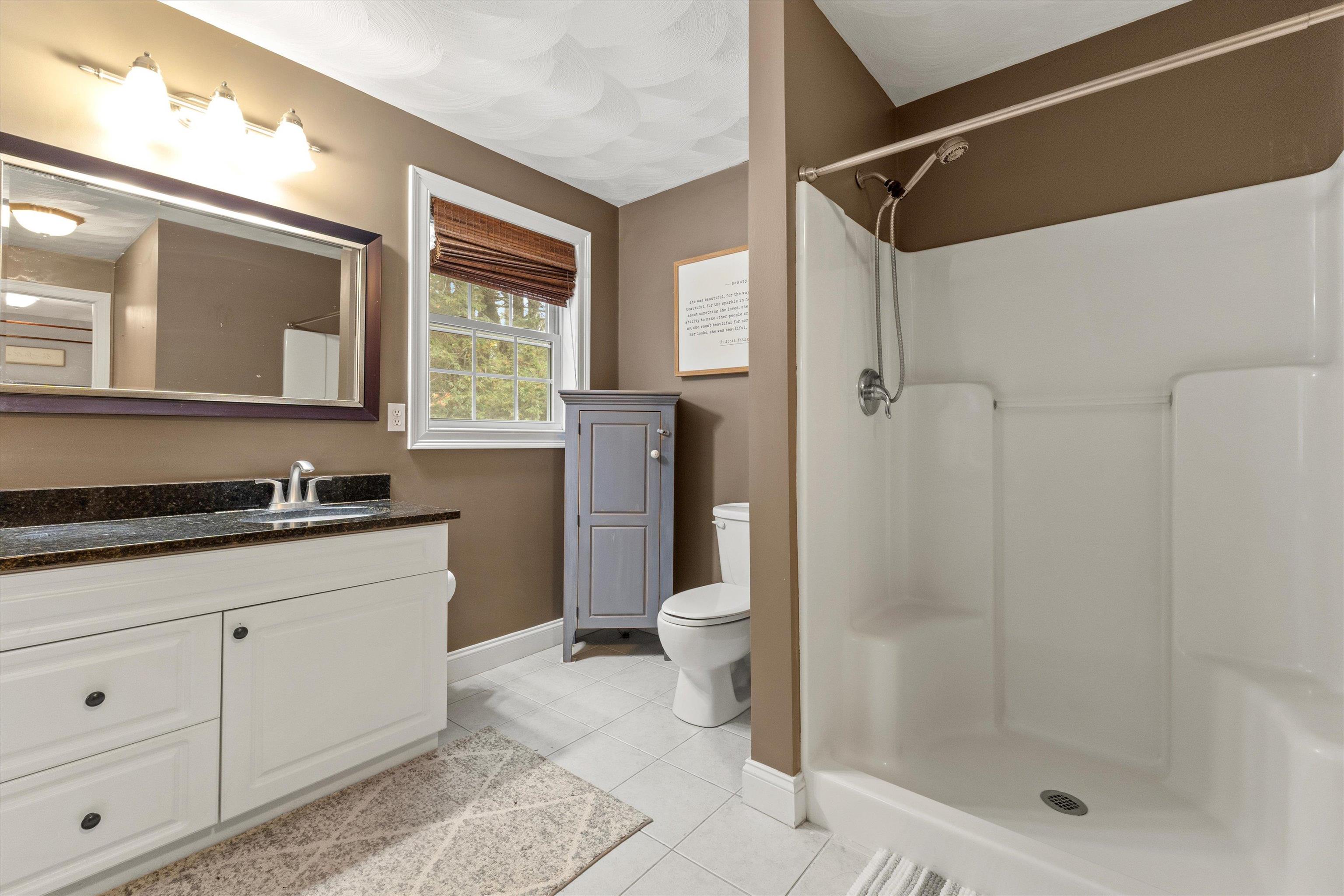 37 Dugout Road, Unit B Hudson, NH 03051 - Photo 18 of 37