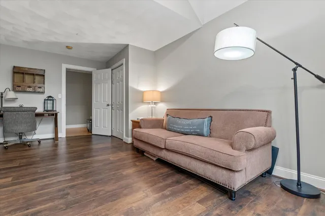 $570,000 | 37 Dugout Road, Unit B, Hudson, NH 03051