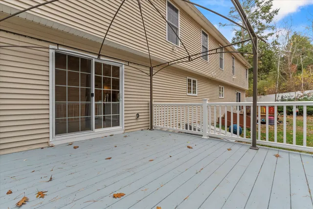 $570,000 | 37 Dugout Road, Unit B, Hudson, NH 03051