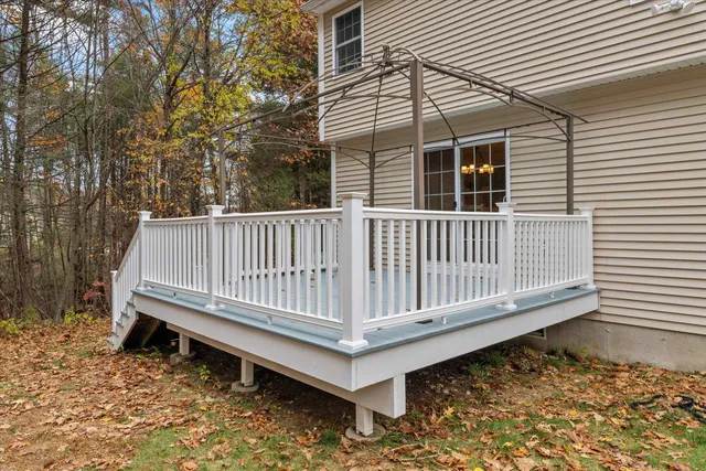 $570,000 | 37 Dugout Road, Unit B, Hudson, NH 03051