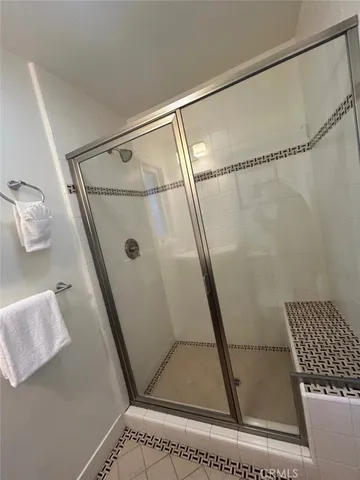 $5,850 | 5835 Babbitt Avenue, Encino, CA 91316