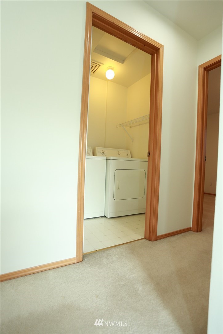 544 Wells Avenue North, Unit A Renton, WA 98057 - Photo 24 of 30 Gallery Image 24