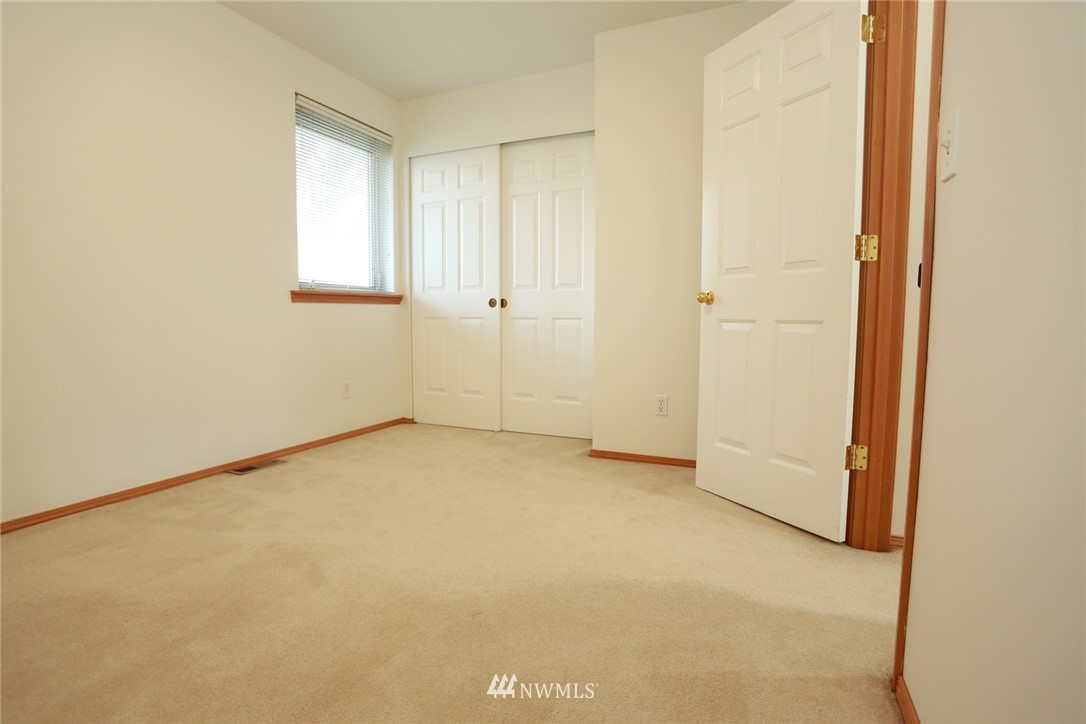 544 Wells Avenue North, Unit A Renton, WA 98057 - Photo 26 of 30 Gallery Image 26