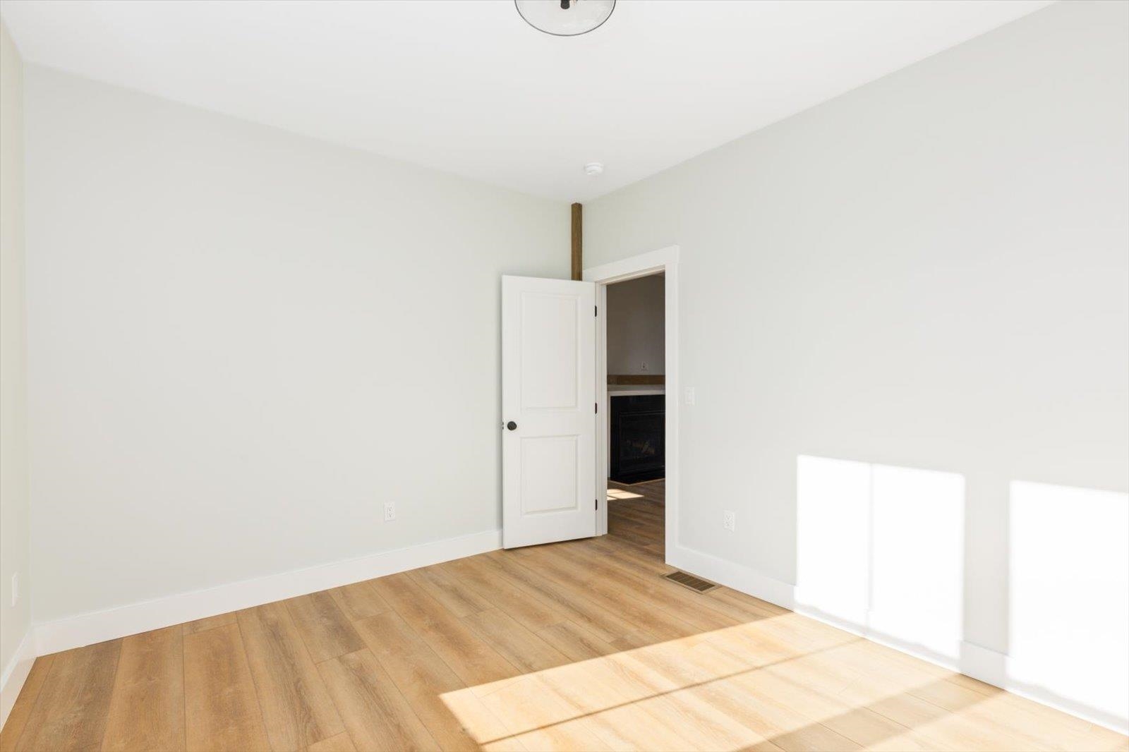 18 Roberts Drive, Unit #1 Jaffrey, NH 03452 - Photo 30 of 43