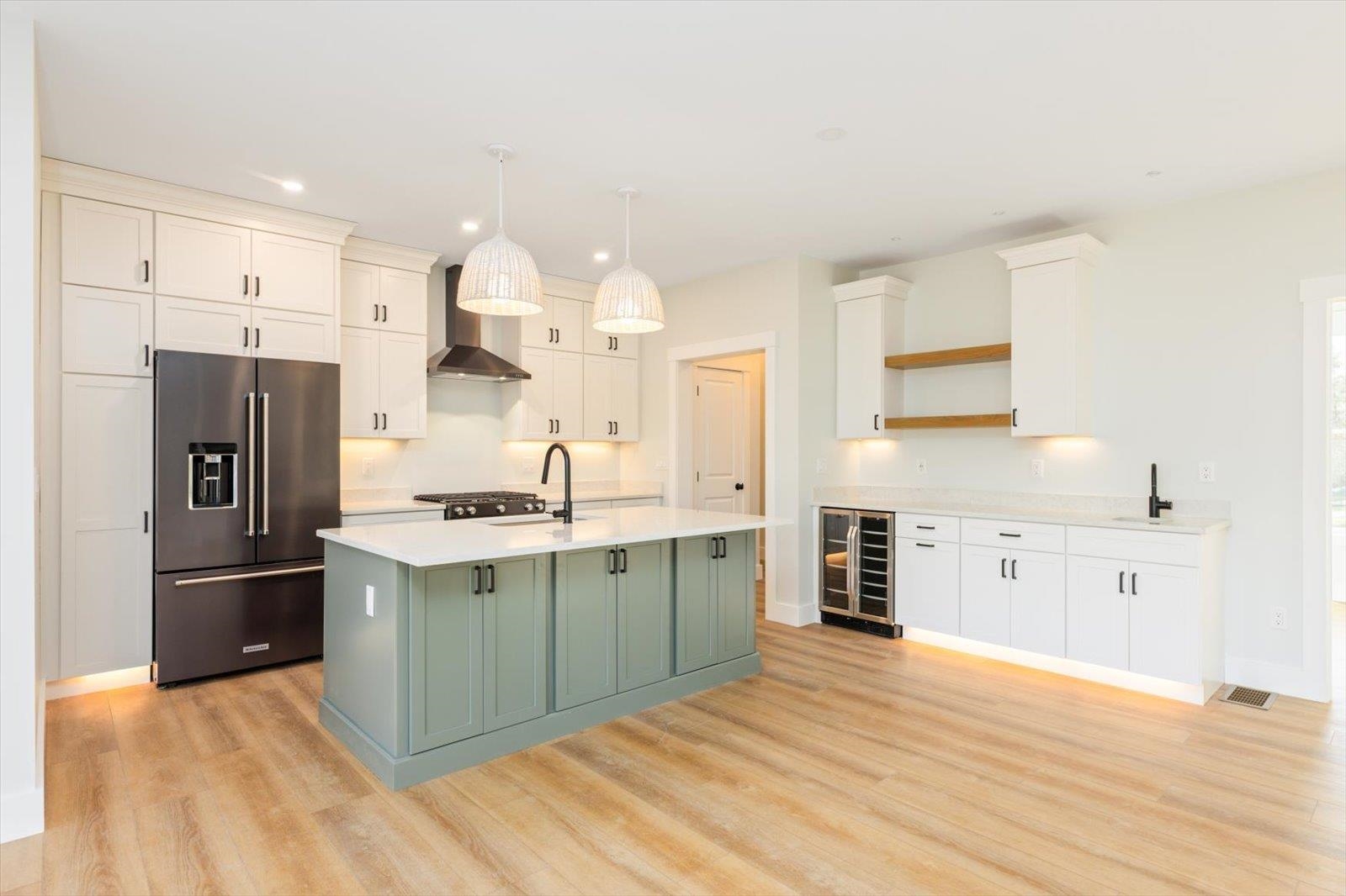 18 Roberts Drive, Unit #1 Jaffrey, NH 03452 - Photo 3 of 43