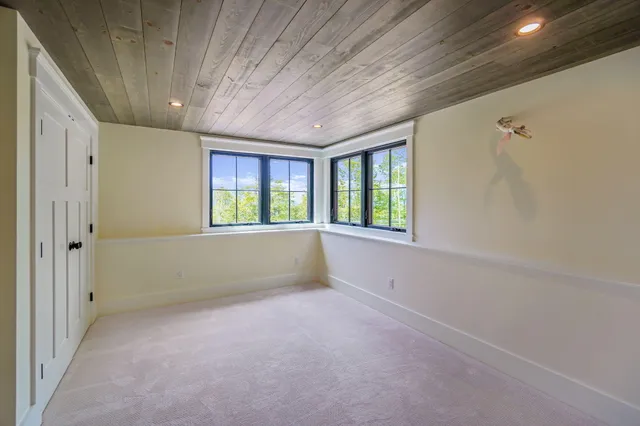 $1,975,000 | 33 Mount Will Drive, Newry, ME 04261