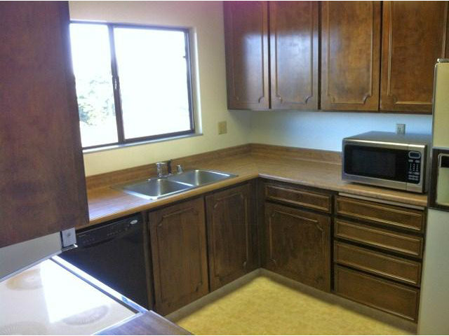 70 Forest Ridge Road, Unit 11 Monterey, CA 93940 - Photo 8 of 16 Gallery Image 8