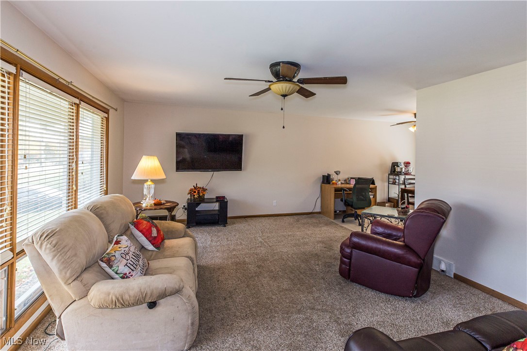 2114 Springfield Center Road Akron, OH 44312 - Photo 3 of 31 Gallery Image 3