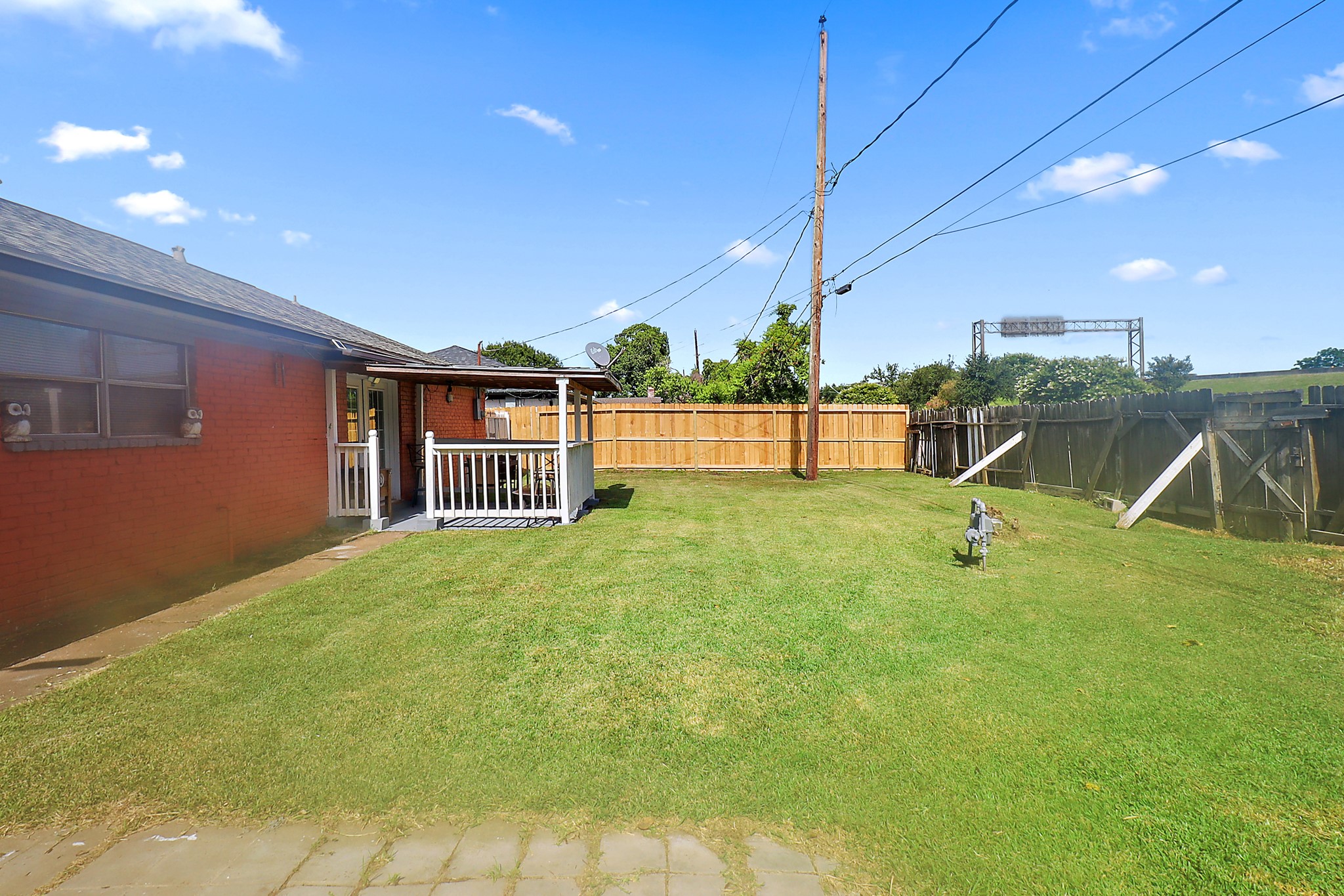 111 Grantham Road Baytown, TX 77521 - Photo 21 of 28
