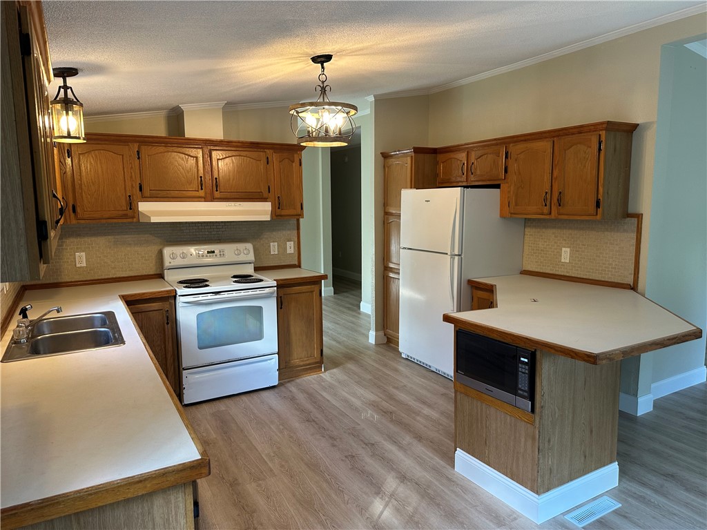 306 Chapel Fork Road Lewis Run, PA 16738 - Photo 8 of 22