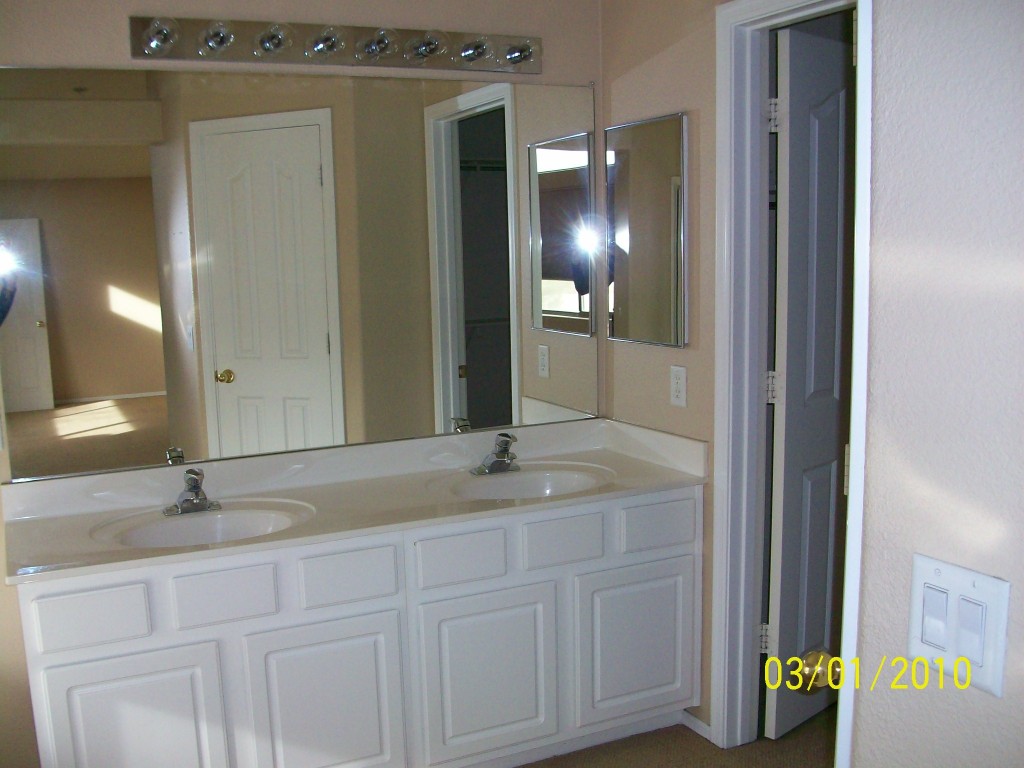 4312 South Rim Court Gilbert, AZ 85297 - Photo 20 of 20 Another view of master bath
