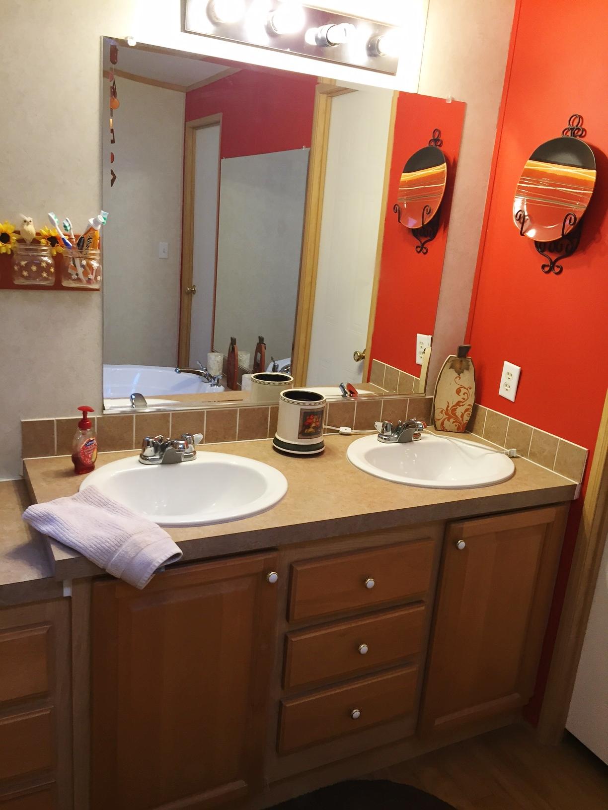 135 Raccoon Creek Road Crossville, TN 38572 - Photo 23 of 34 24-Master Bath