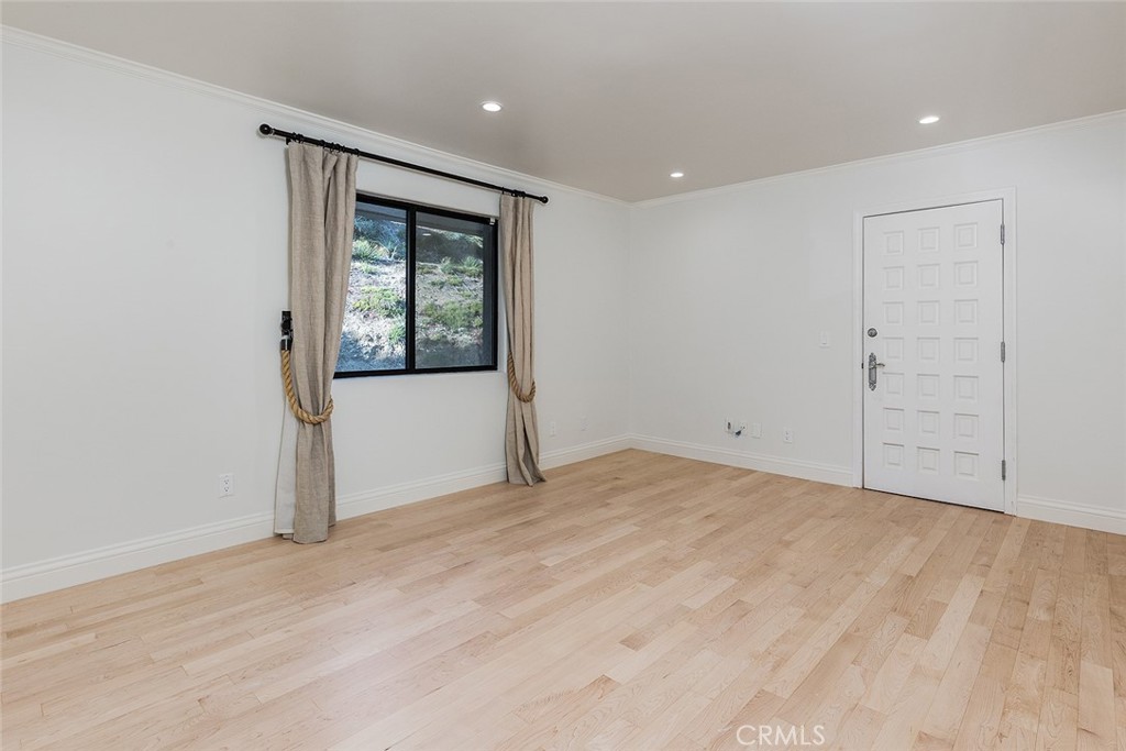 5660 Pine Cone Road La Crescenta, CA 91214 - Photo 25 of 40