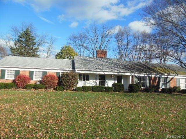 1201 Fox Chase Road Bloomfield Hills, MI 48301 - Photo 1 of 1 11-! 042.jpg