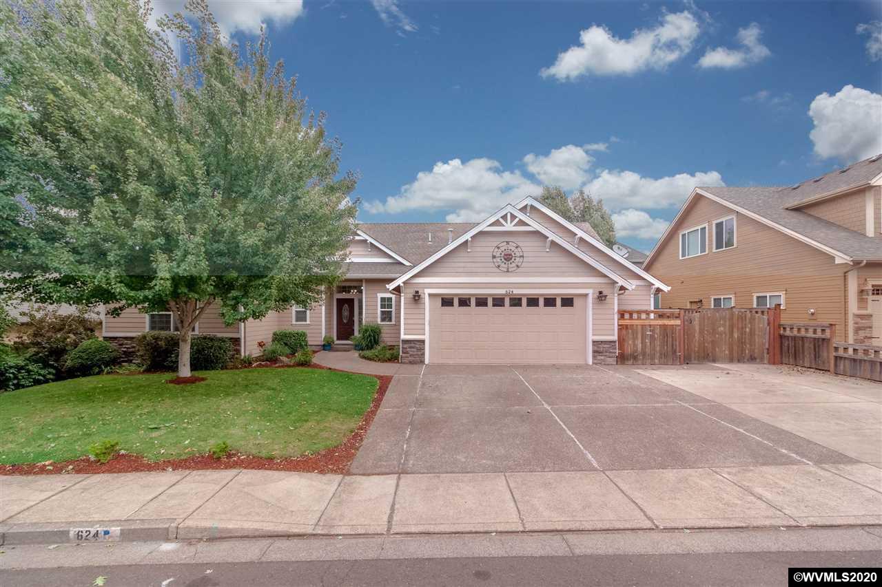624 Northwest Reed Lane Dallas, OR 97338 - Photo 1 of 37 Gallery Image 1
