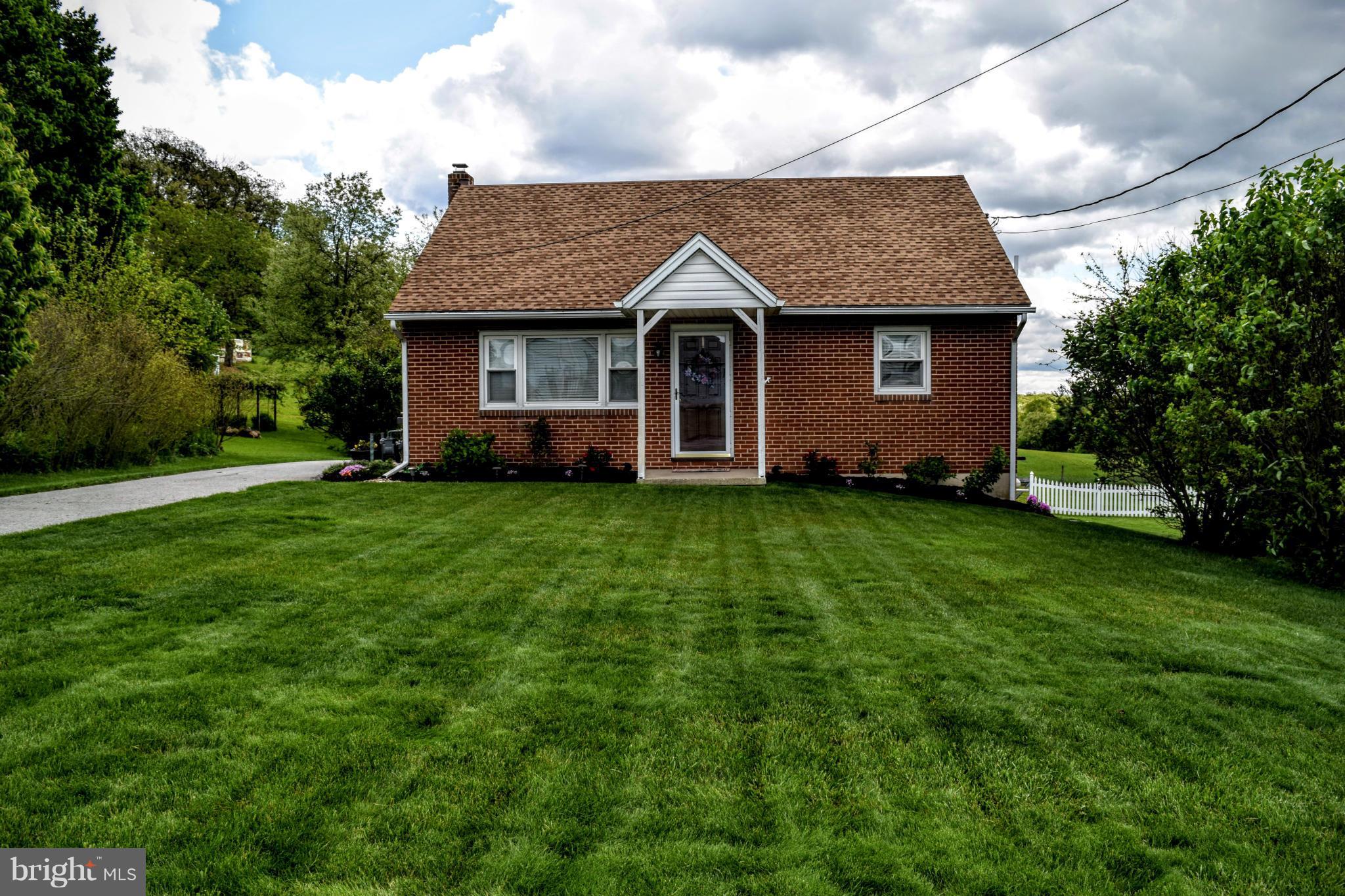 340 Winterstown Road Red Lion, PA 17356 - Photo 3 of 16 Exterior (Front)