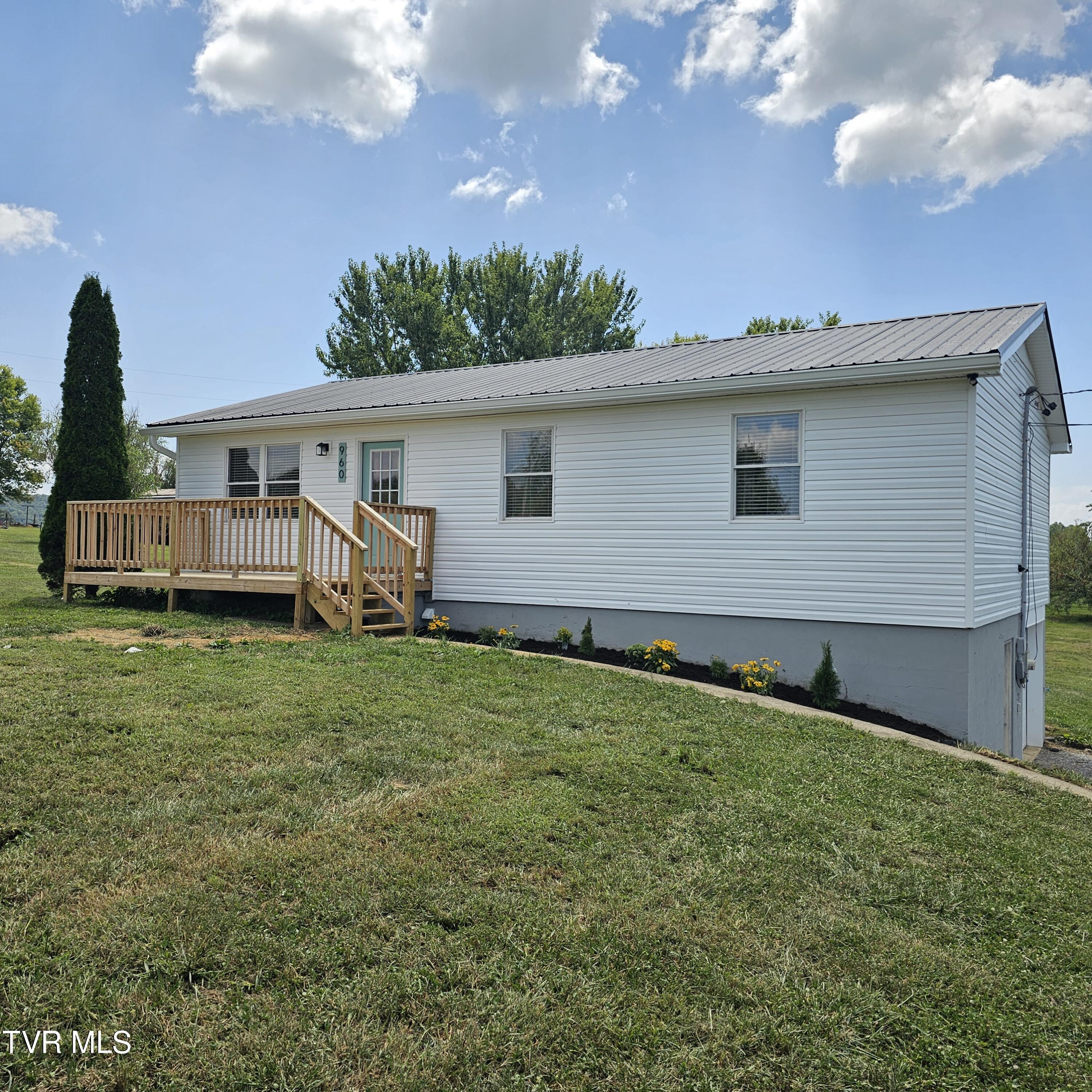 960 Maupin Road Chuckey, TN 37641 - Photo 1 of 40 20240824_125851