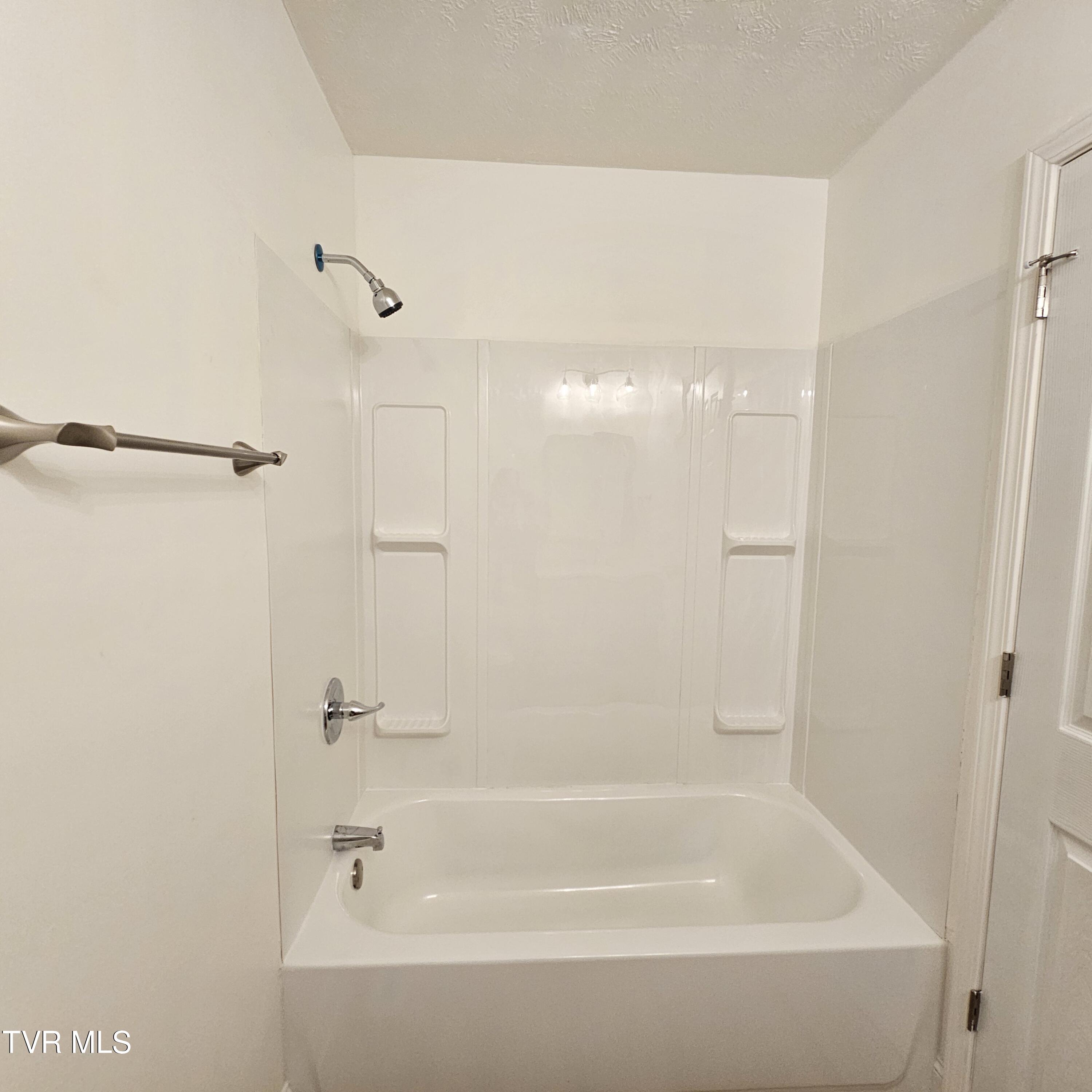 960 Maupin Road Chuckey, TN 37641 - Photo 21 of 40 20240824_180857