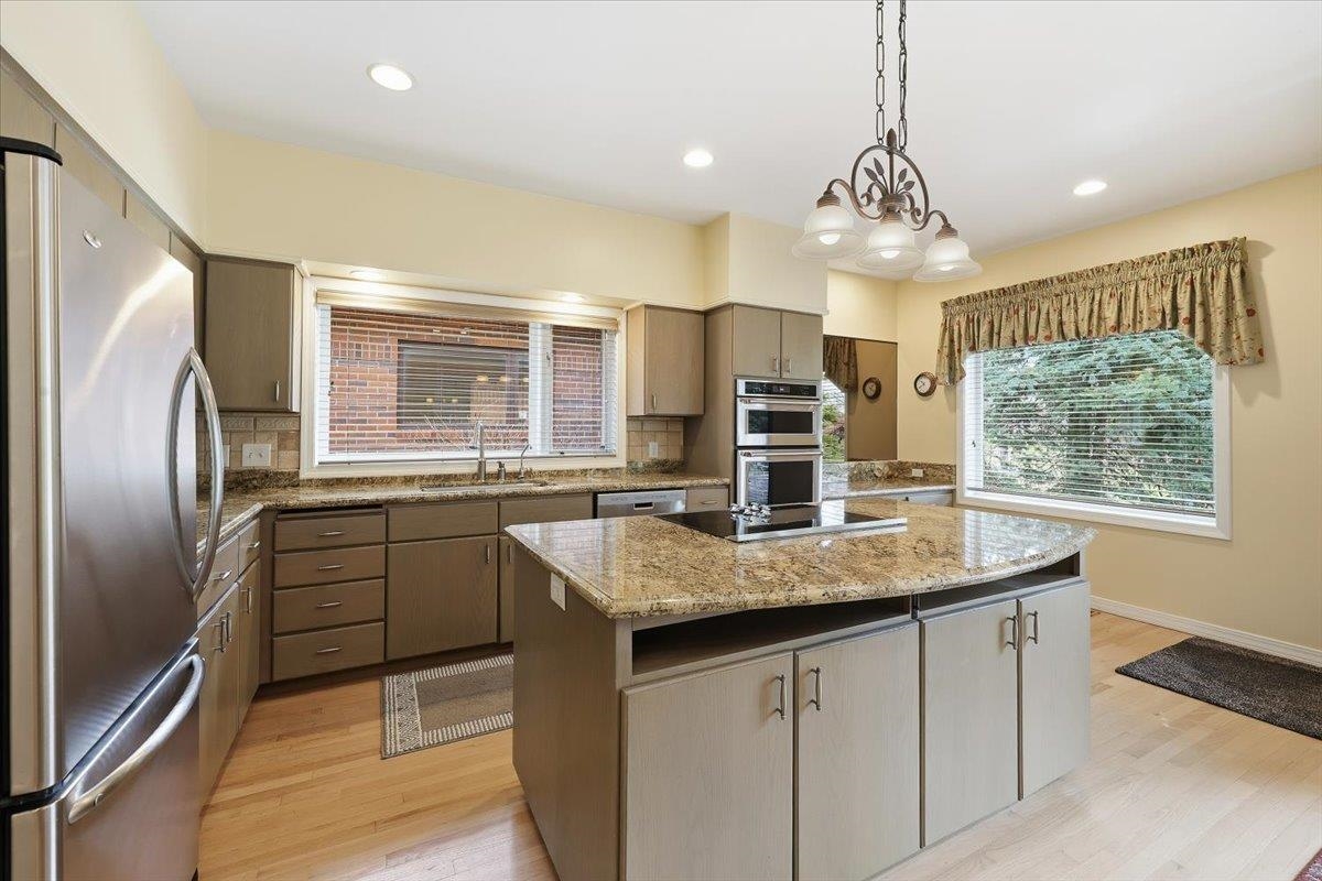 5439 South Quail Ridge Circle Spokane, WA 99223 - Photo 4 of 44