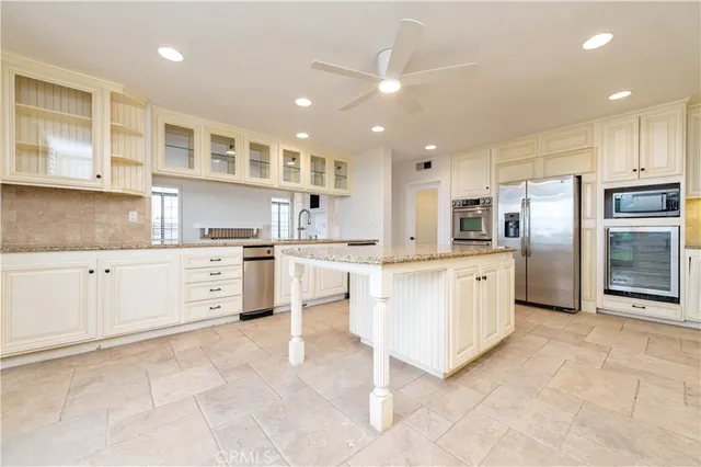 $6,500 | 22201 Wayside, Mission Viejo, CA 92692