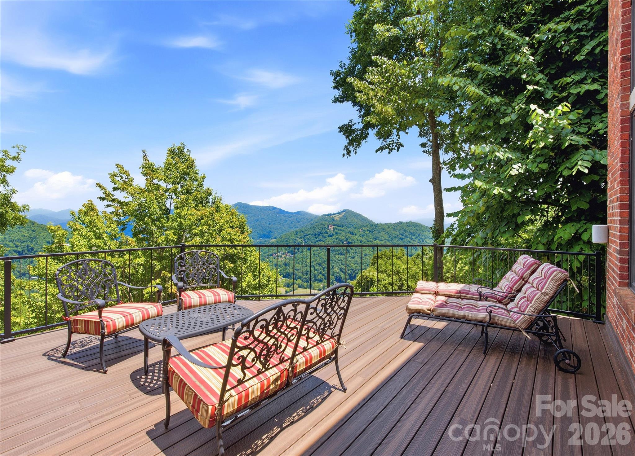 106 Coyote Ridge Maggie Valley, NC 28751 - Photo 3 of 48