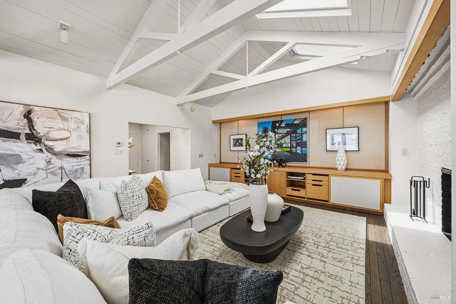 73 Cloud View Road Sausalito, CA 94965 - Photo 7 of 60