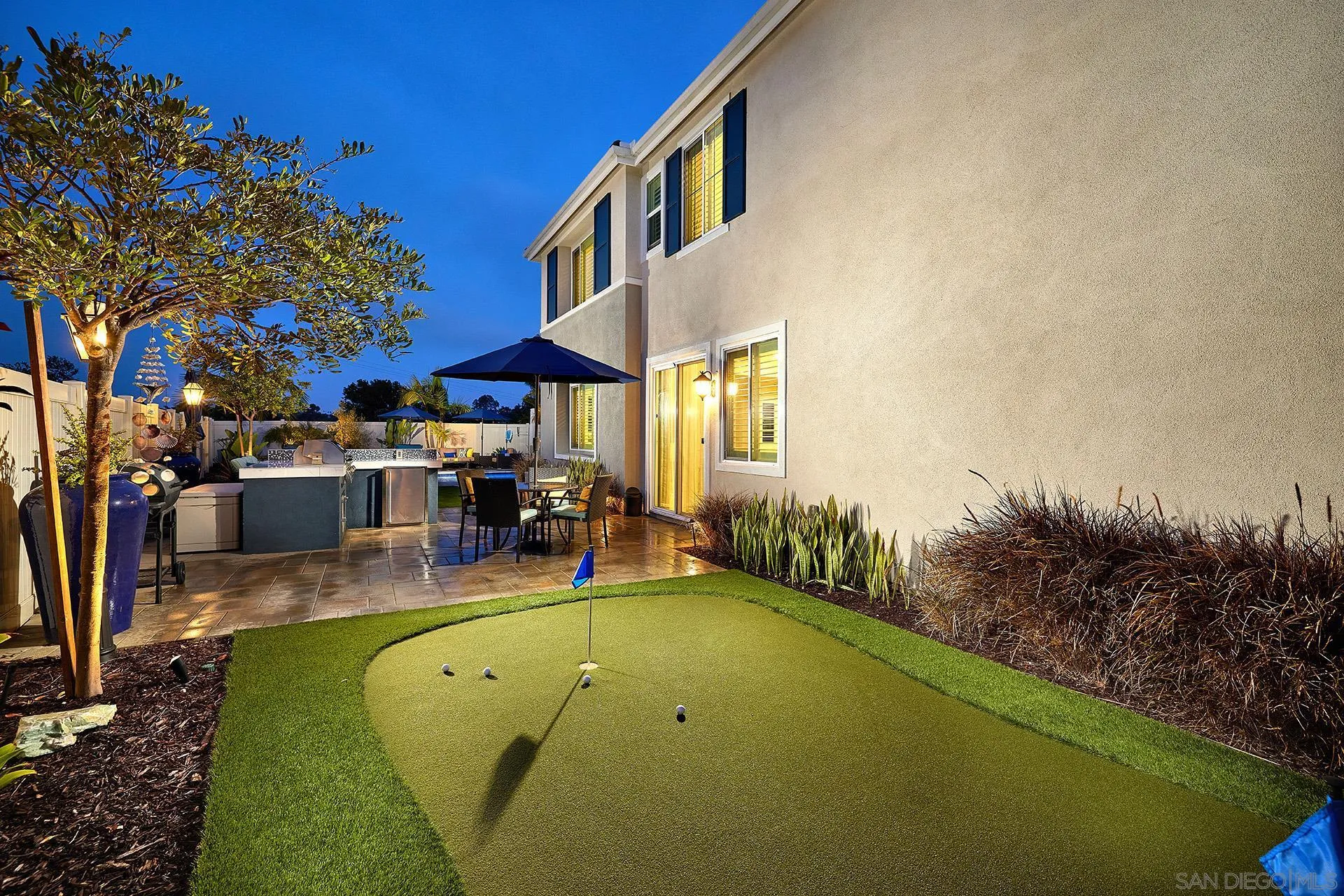 1179 Tesoro Place Vista, CA 92081 - Photo 33 of 49 a view of a swimming pool with sitting area