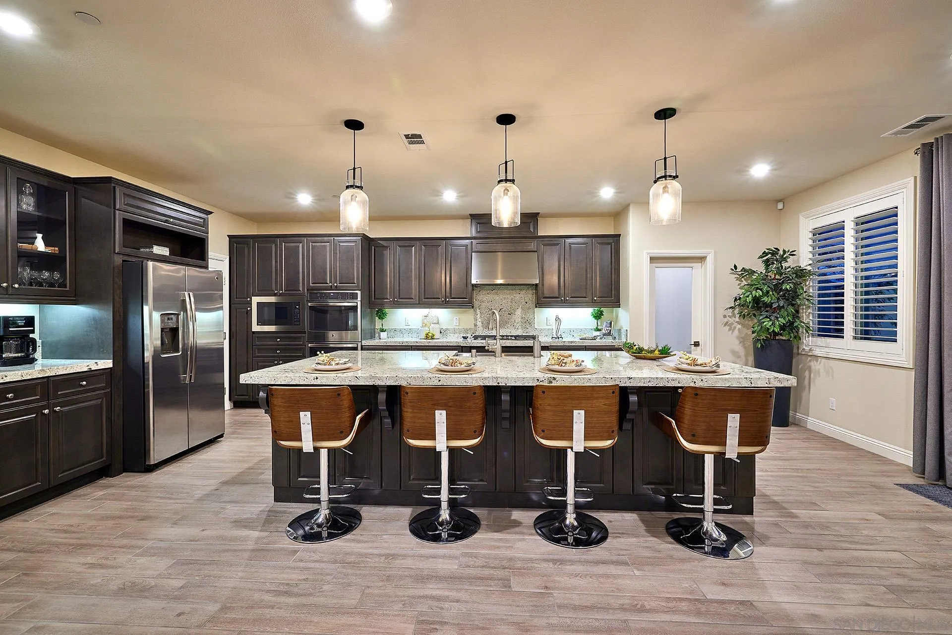 1179 Tesoro Place Vista, CA 92081 - Photo 6 of 49