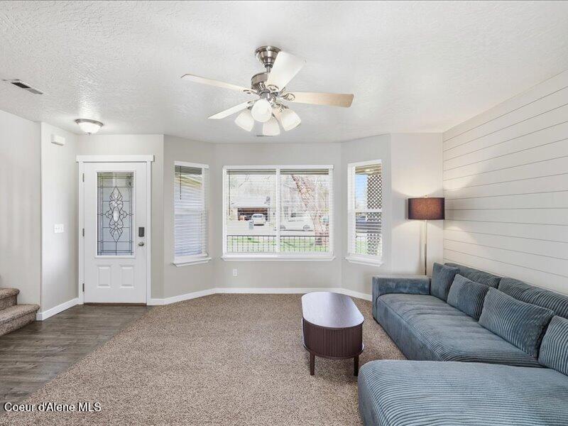 1474 West Timor Avenue Coeur D'Alene, ID 83815 - Photo 7 of 41 07-Foyer