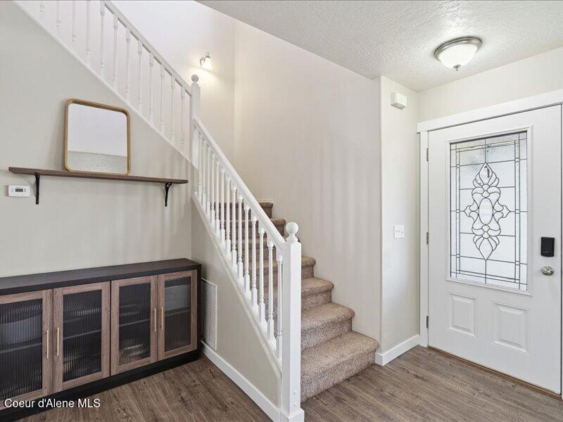 1474 West Timor Avenue Coeur D'Alene, ID 83815 - Photo 8 of 41 08-Foyer