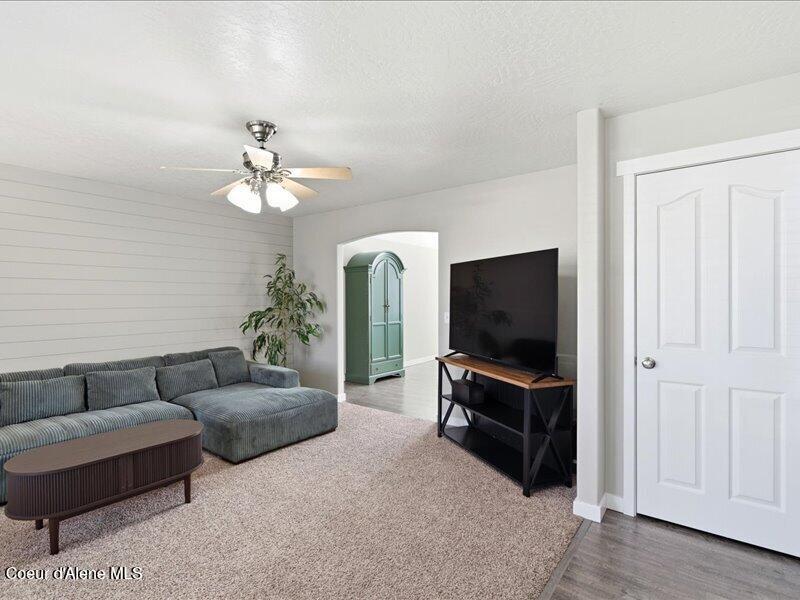 1474 West Timor Avenue Coeur D'Alene, ID 83815 - Photo 9 of 41 09-Living Room