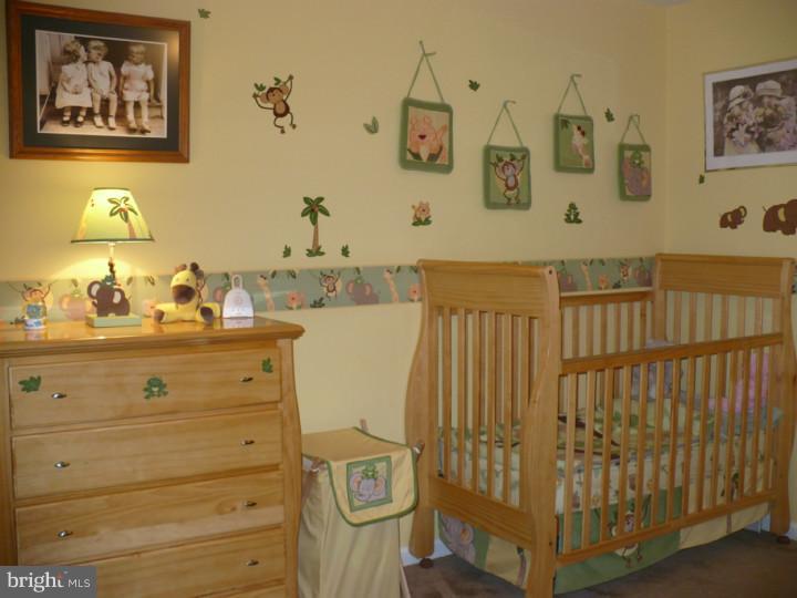 2919 Newport Way Sinking Spring, PA 19608 - Photo 17 of 24 Bedroom 2
