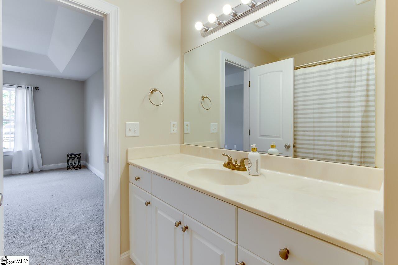 602 Old Rutherford Road Taylors, SC 29687 - Photo 17 of 28