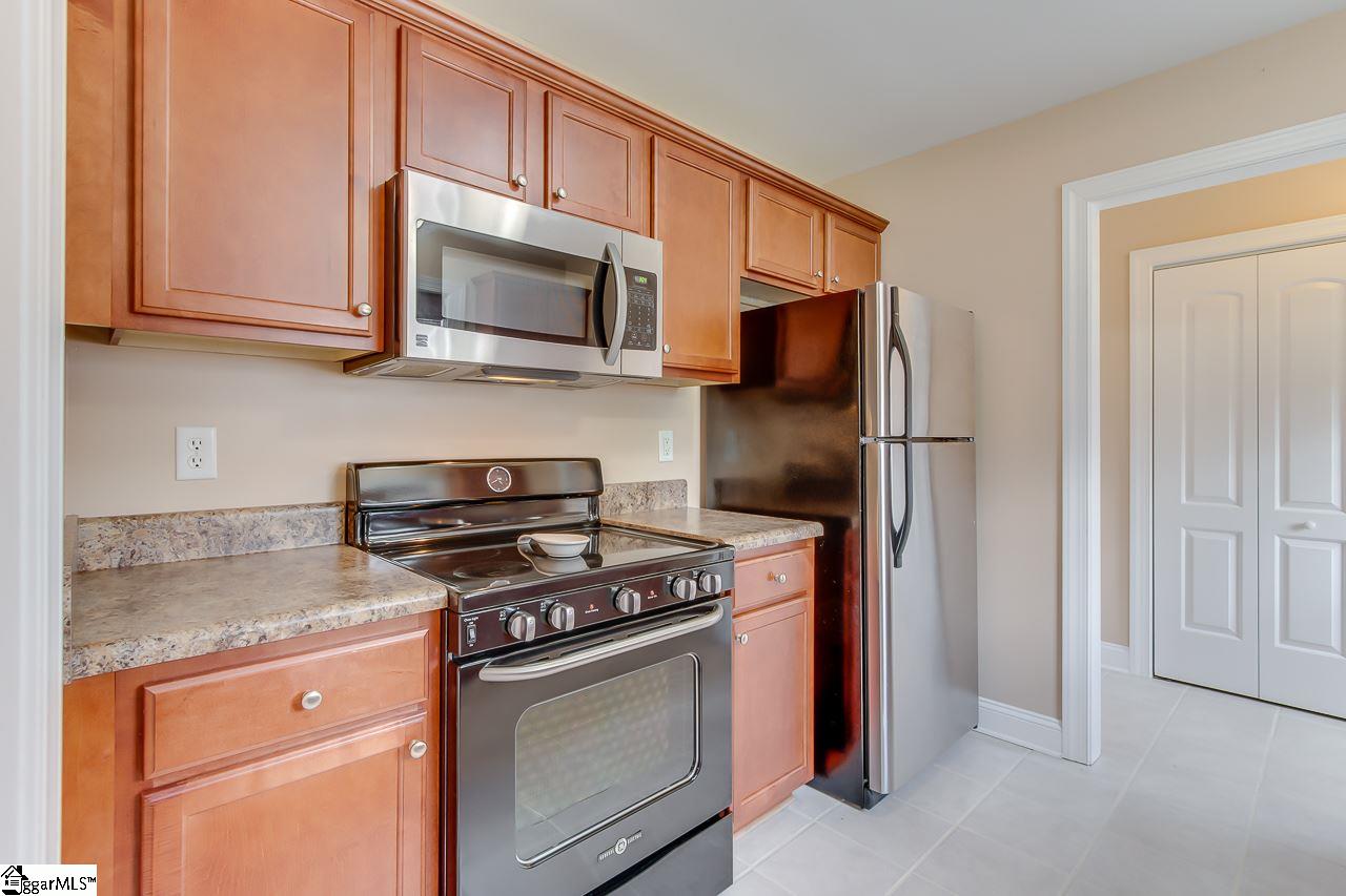 602 Old Rutherford Road Taylors, SC 29687 - Photo 10 of 28