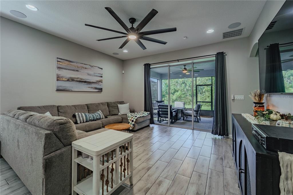 4020 Balsam Falls Road Deland, FL 32724 - Photo 12 of 44