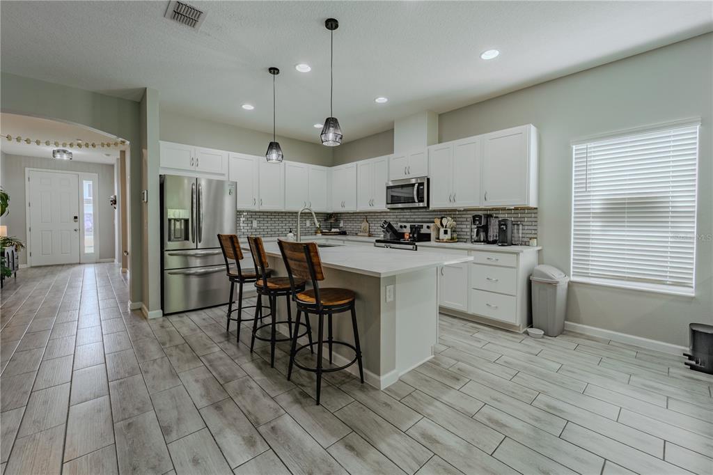 4020 Balsam Falls Road Deland, FL 32724 - Photo 6 of 44