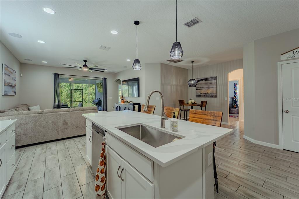 4020 Balsam Falls Road Deland, FL 32724 - Photo 8 of 44